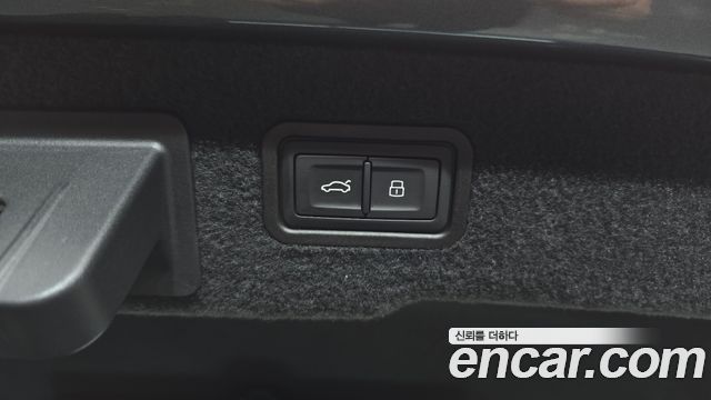 Audi A8 (D5) 50 TDI Quattro LWB 2021 — фото 19