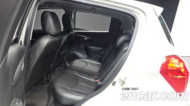 Chevrolet Next Spark LT Plus 2016 — фото 11