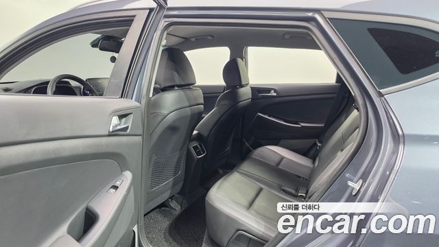 Hyundai Tucson Diesel 2.0 2WD Modern 2019 — фото 11