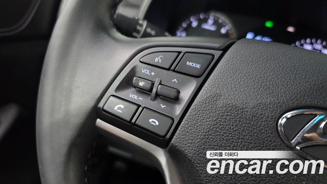 Hyundai Tucson Diesel 2.0 2WD Modern 2019 — фото 16