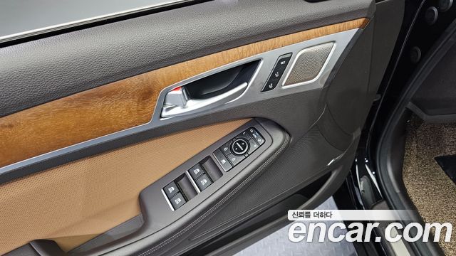 Genesis G80 3.3 GDI AWD Premium Luxury 2018 — фото 13