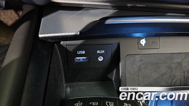 Genesis G80 3.3 GDI AWD Premium Luxury 2018 — фото 20