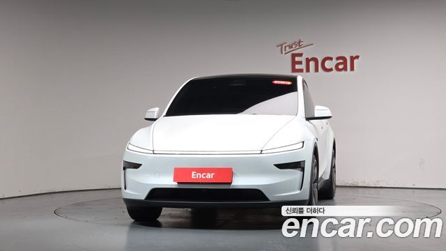 Tesla Model Y RWD 2025 — фото 3