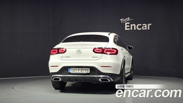 Mercedes-Benz GLC-Class (X253) GLC220 d 4MATIC Coupe 2021 — фото 4
