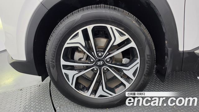 Hyundai Santa Fe (TM) Gasoline 2.0T 2WD Exclusive Special 2019 — фото 5