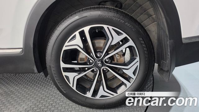 Hyundai Santa Fe (TM) Gasoline 2.0T 2WD Exclusive Special 2019 — фото 21