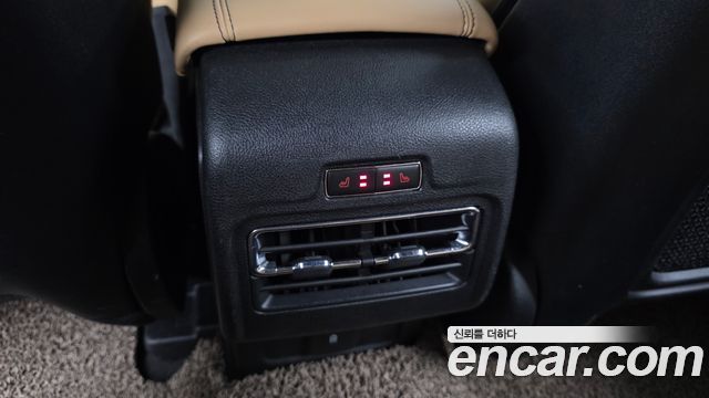 Lincoln Corsair 2.0 Reserve AWD 2022 — фото 18