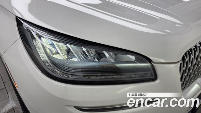 Lincoln Corsair 2.0 Reserve AWD 2022 — фото 22