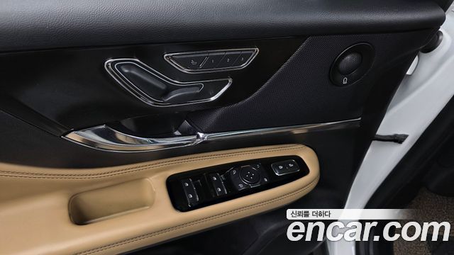 Lincoln Corsair 2.0 Reserve AWD 2022 — фото 28