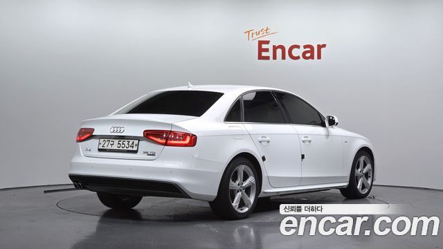 Audi A4 35 TDI Quattro Dynamic B8 2015 — фото 2