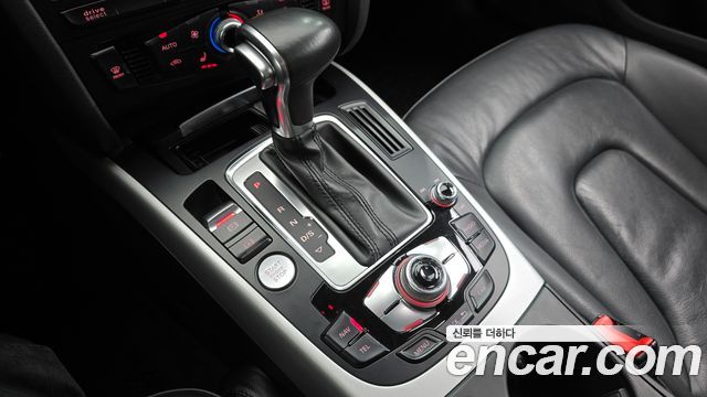 Audi A4 35 TDI Quattro Dynamic B8 2015 — фото 9