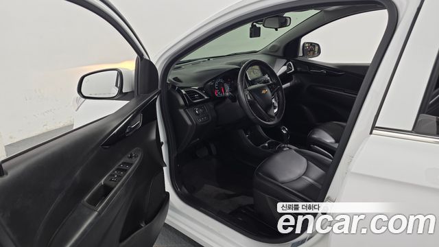 Chevrolet Spark Premier 2021 — фото 10