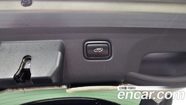 Kia Sportage (V) Gasoline 1.6 Turbo 2WD Signature 2024 — фото 16
