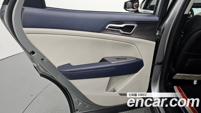 Kia Sportage (V) Gasoline 1.6 Turbo 2WD Signature 2024 — фото 25