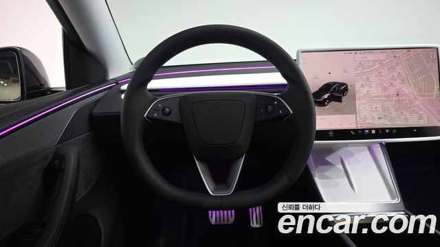 Tesla Model Y Long Range AWD 2025 — фото 13
