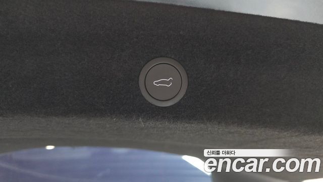 Tesla Model Y Long Range AWD 2025 — фото 29