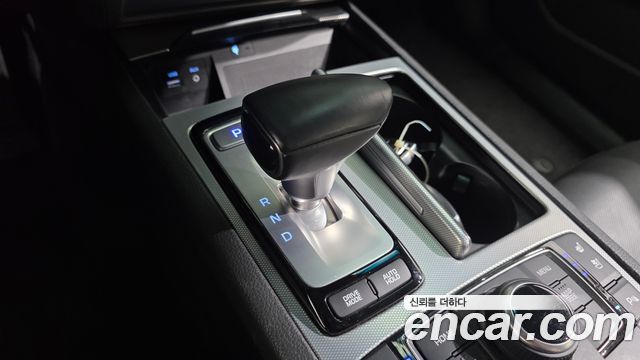 Genesis G80 3.3 GDI AWD Premium Luxury 2018 — фото 9