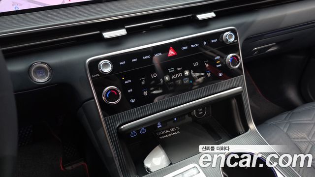 Genesis GV80 Coupe 2.5T Gasoline AWD 2025 — фото 17