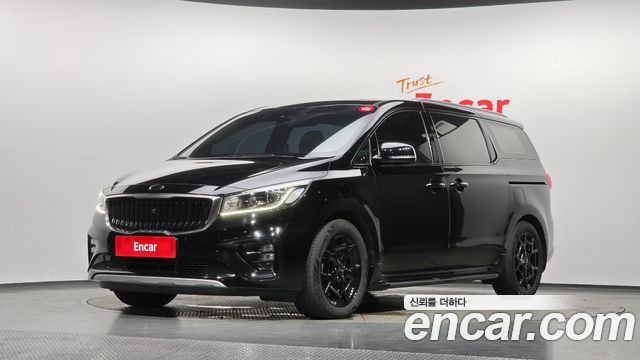 Kia Carnival 9-Seater Noblesse Special 2020 — фото 1