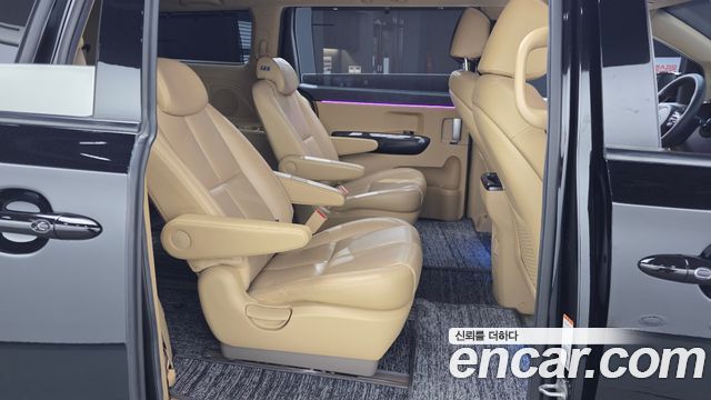 Kia Carnival 9-Seater Noblesse Special 2020 — фото 16