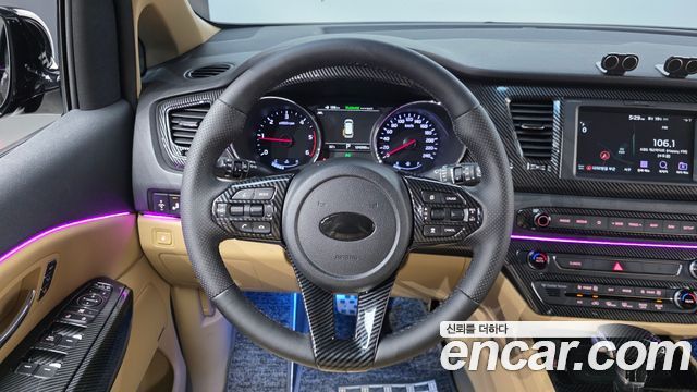 Kia Carnival 9-Seater Noblesse Special 2020 — фото 17