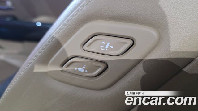 Kia Carnival 9-Seater Noblesse Special 2020 — фото 21