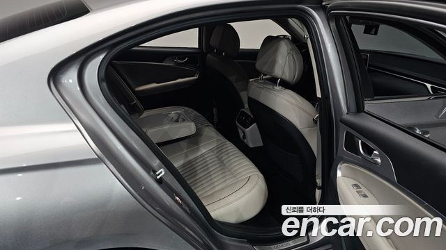 Genesis G70 2.0T AWD Elite 2019 — фото 15