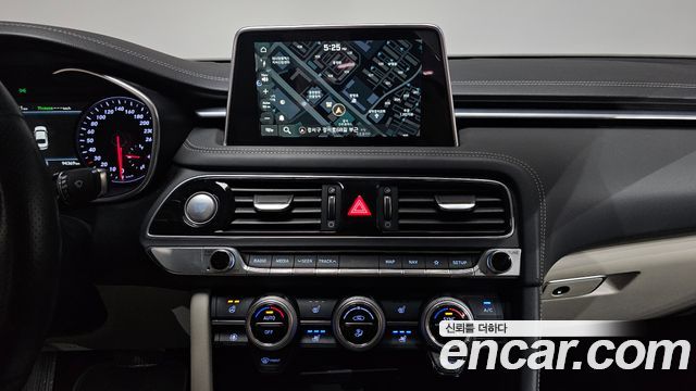 Genesis G70 2.0T AWD Elite 2019 — фото 17