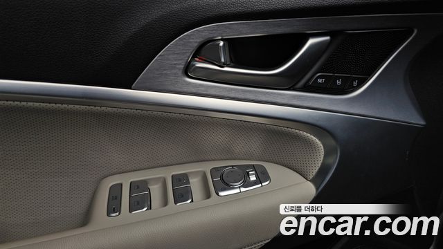 Genesis G70 2.0T AWD Elite 2019 — фото 19
