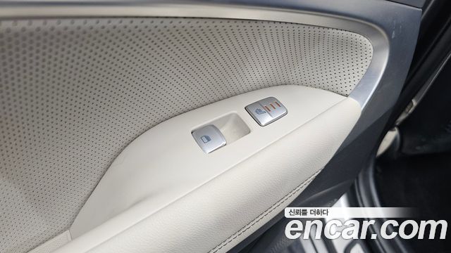 Genesis G70 2.0T AWD Elite 2019 — фото 22