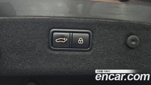 Genesis G70 2.0T AWD Elite 2019 — фото 23