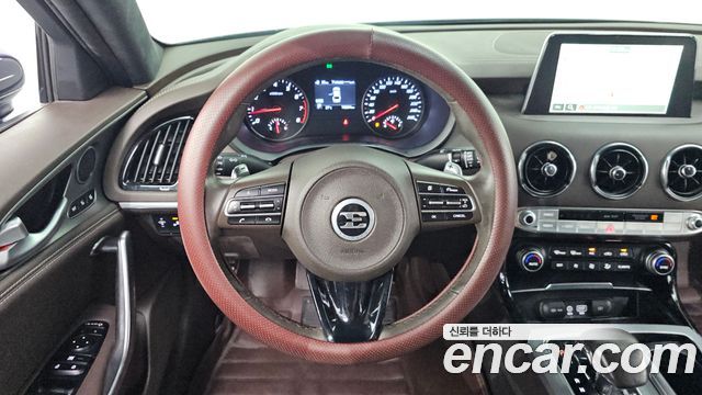 Kia Stinger 2.0 Turbo AWD Platinum 2019 — фото 13
