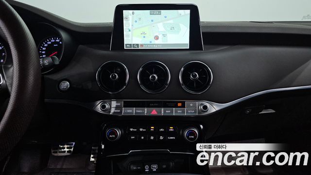 Kia Stinger 2.0 Turbo AWD Platinum 2019 — фото 14