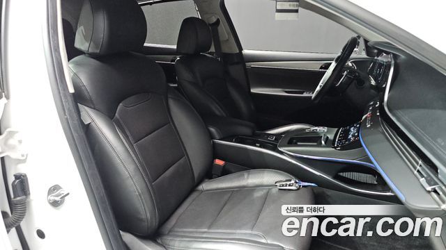 Hyundai Grandeur (IG) 2.5 Le Blanc 2023 — фото 26