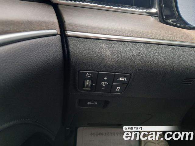 Kia K5 (III) 2.0 Signature 2023 — фото 16