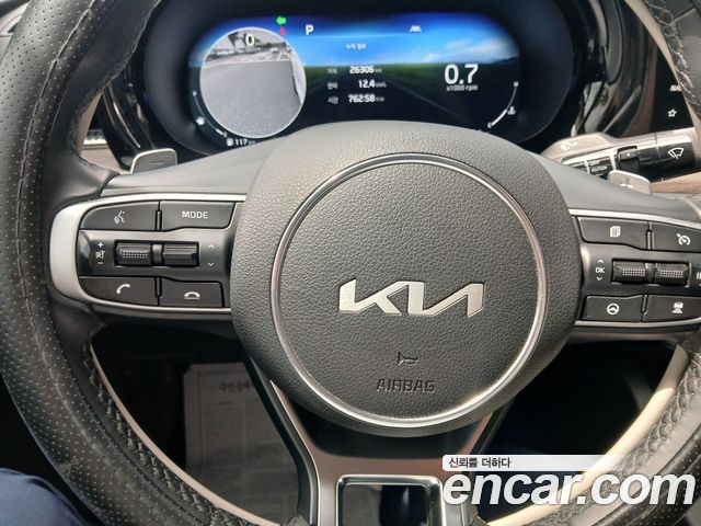 Kia K5 (III) 2.0 Signature 2023 — фото 20