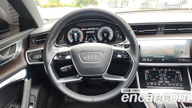 Audi A7 (4K) 45 TDI Quattro Premium 2023 — фото 17