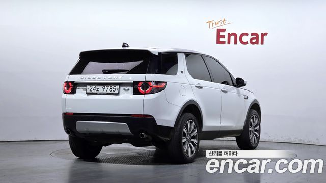 Land Rover Discovery Sport 2.0 TD4 HSE Luxury 2017 — фото 2