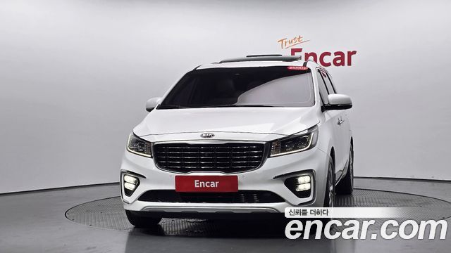 Kia Carnival 7-Seater Limousine President 2019 — фото 3