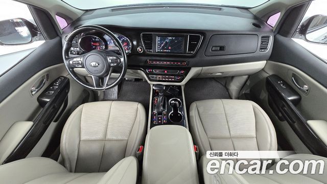 Kia Carnival 7-Seater Limousine President 2019 — фото 7