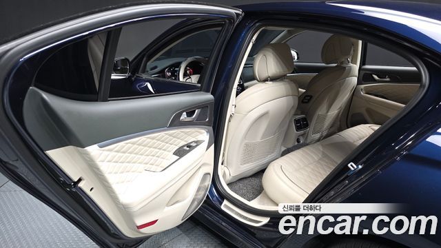 Genesis G70 3.3T Sport AWD Prestige 2019 — фото 32