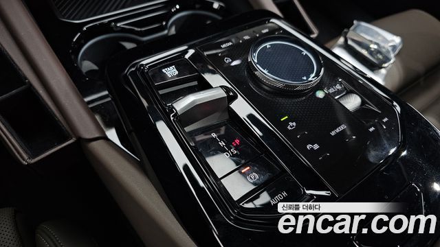 BMW 5 Series (G60) 520i M Sport 2024 — фото 9