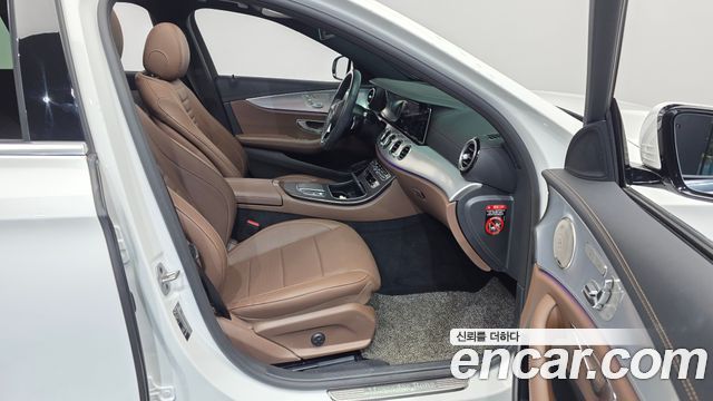 Mercedes-Benz E-Class (W213) E350 4MATIC Avantgarde 2021 — фото 11