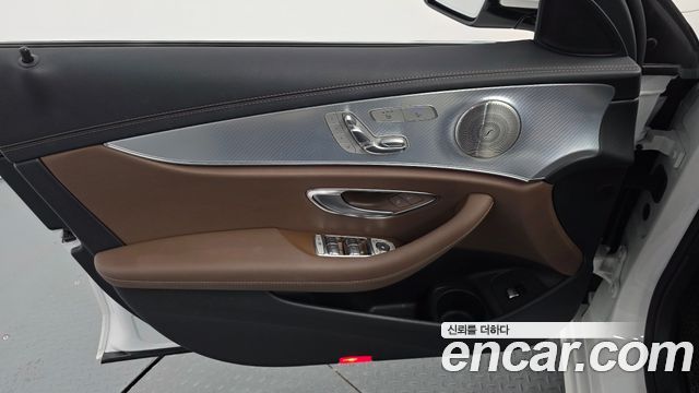 Mercedes-Benz E-Class (W213) E350 4MATIC Avantgarde 2021 — фото 24