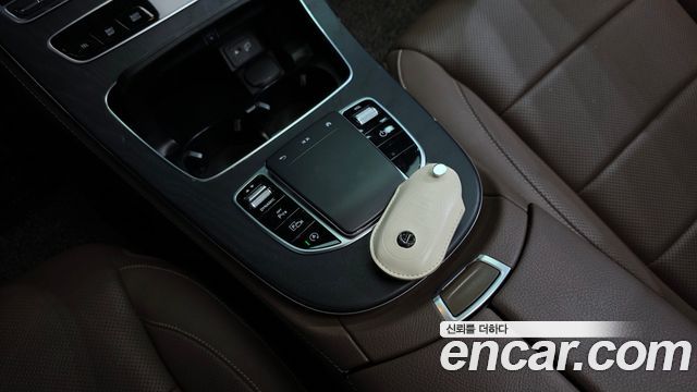 Mercedes-Benz E-Class (W213) E350 4MATIC Avantgarde 2021 — фото 30