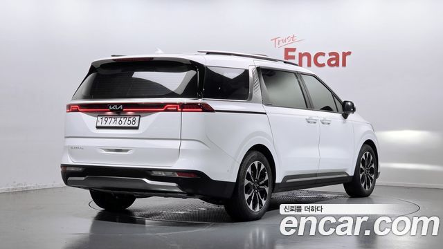 Kia Carnival (IV) Gasoline 9-Seater Signature 2023 — фото 2