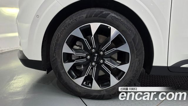 Kia Carnival (IV) Gasoline 9-Seater Signature 2023 — фото 5