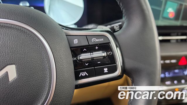 Kia Carnival (IV) Gasoline 9-Seater Signature 2023 — фото 15