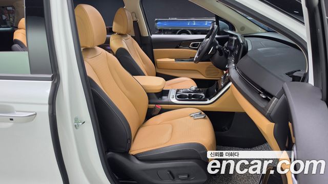 Kia Carnival (IV) Gasoline 9-Seater Signature 2023 — фото 26