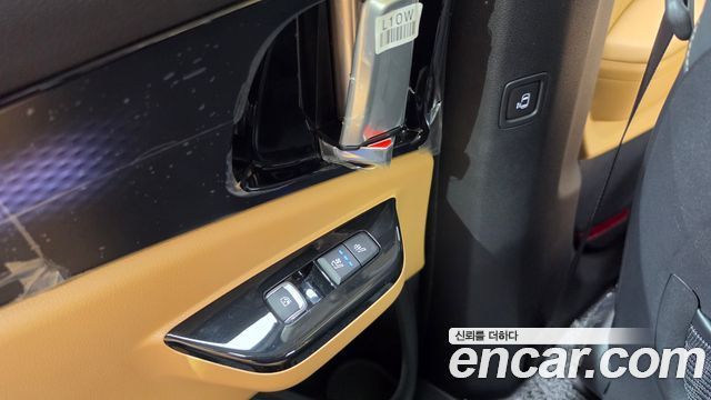 Kia Carnival (IV) Gasoline 9-Seater Signature 2023 — фото 28